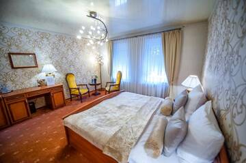 Фото номера Двухместный номер Делюкс с 1 кроватью Отель Hotel Imperium г. Пекары-Слёнске 7