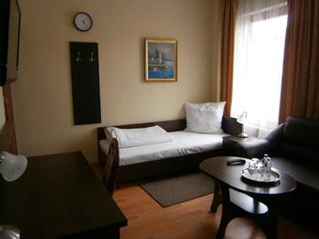 Фото номера Двухместный номер с 2 отдельными кроватями Отель Hotel Apogeum г. Пекары-Слёнске 7
